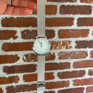 Daniel Wellington silver band watch